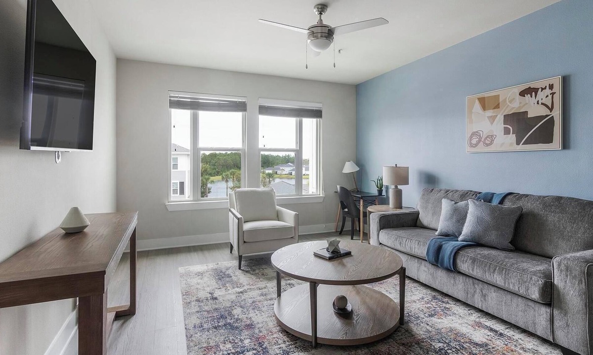 St. Johns Apartment | Landing | Stylish 2BD, Gym
