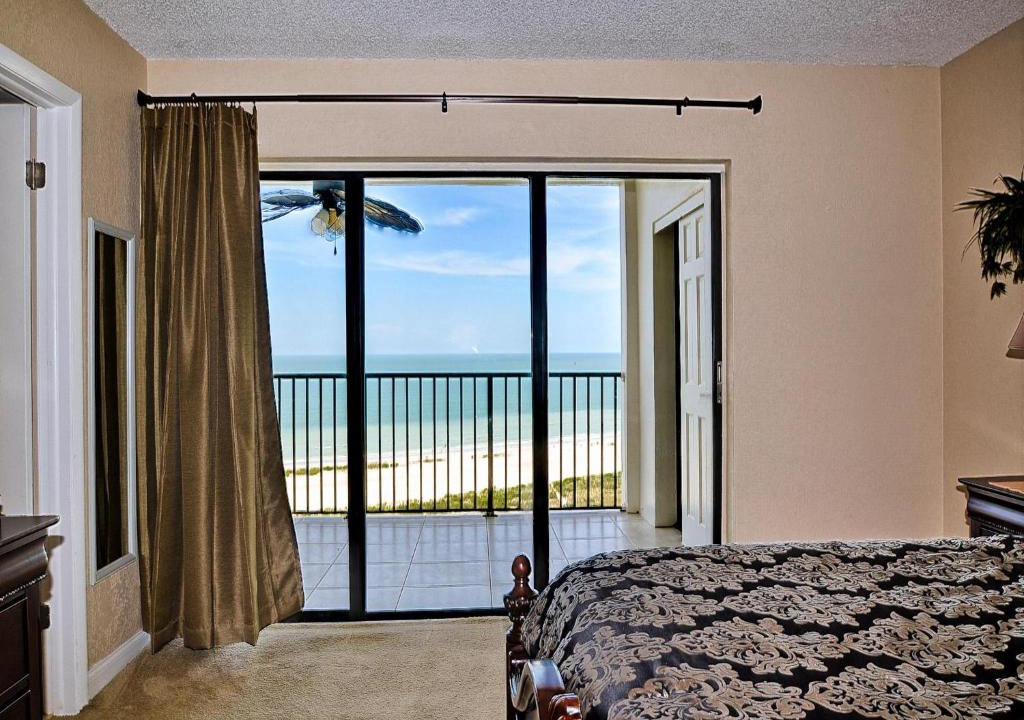 Sand Key Apartment | Landmark Tower 1707
