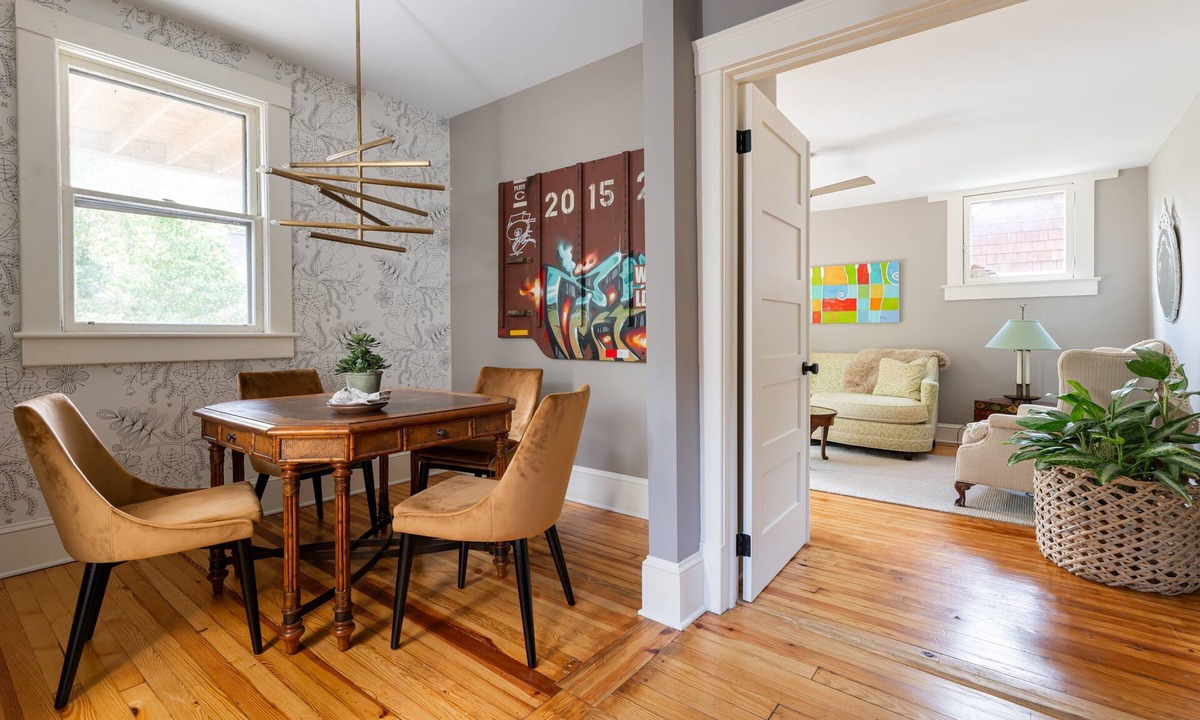 Historic Montford House | Langdon Hall | Walkable Downtown Asheville | Monthly 2BR Rental