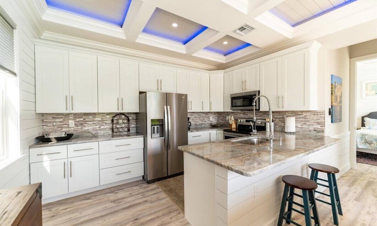 North River Shores House | Lantern Cove House with Pool House & Boat Dock located in North River Shores