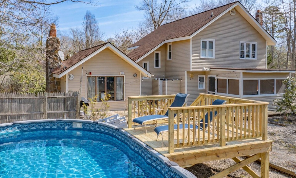 Ocean View House | Large 6BR Shore Retreat w/Pool, Big Yard – Near Ocean City & Sea Isle Beaches