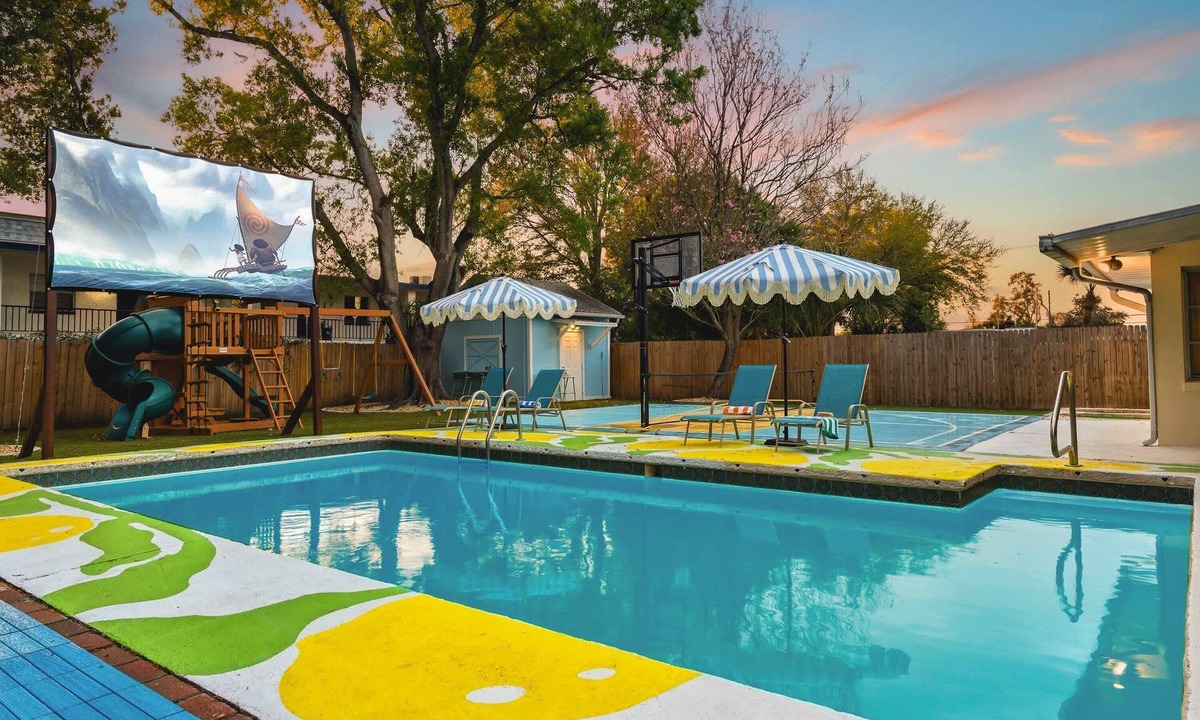 Largo House | Largo Villa Oasis: Private Pool, Family Fun