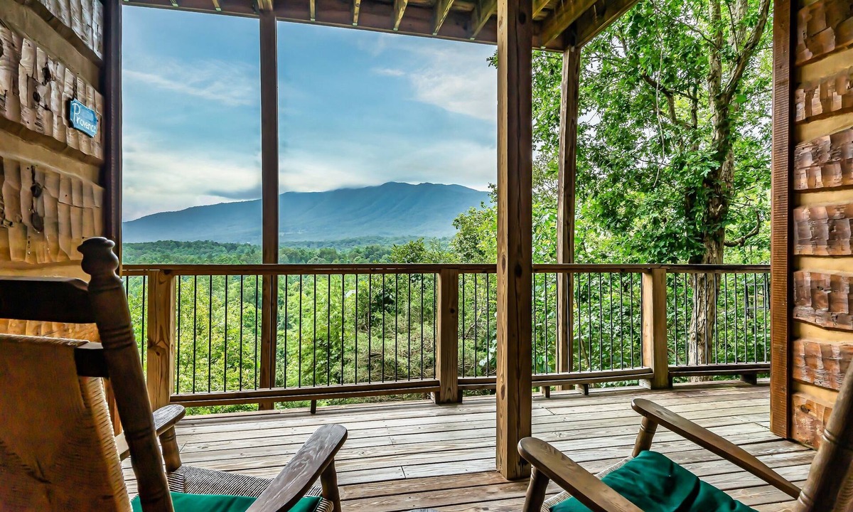 Townsend Hotel | Laurel Valley Mountain Retreat
