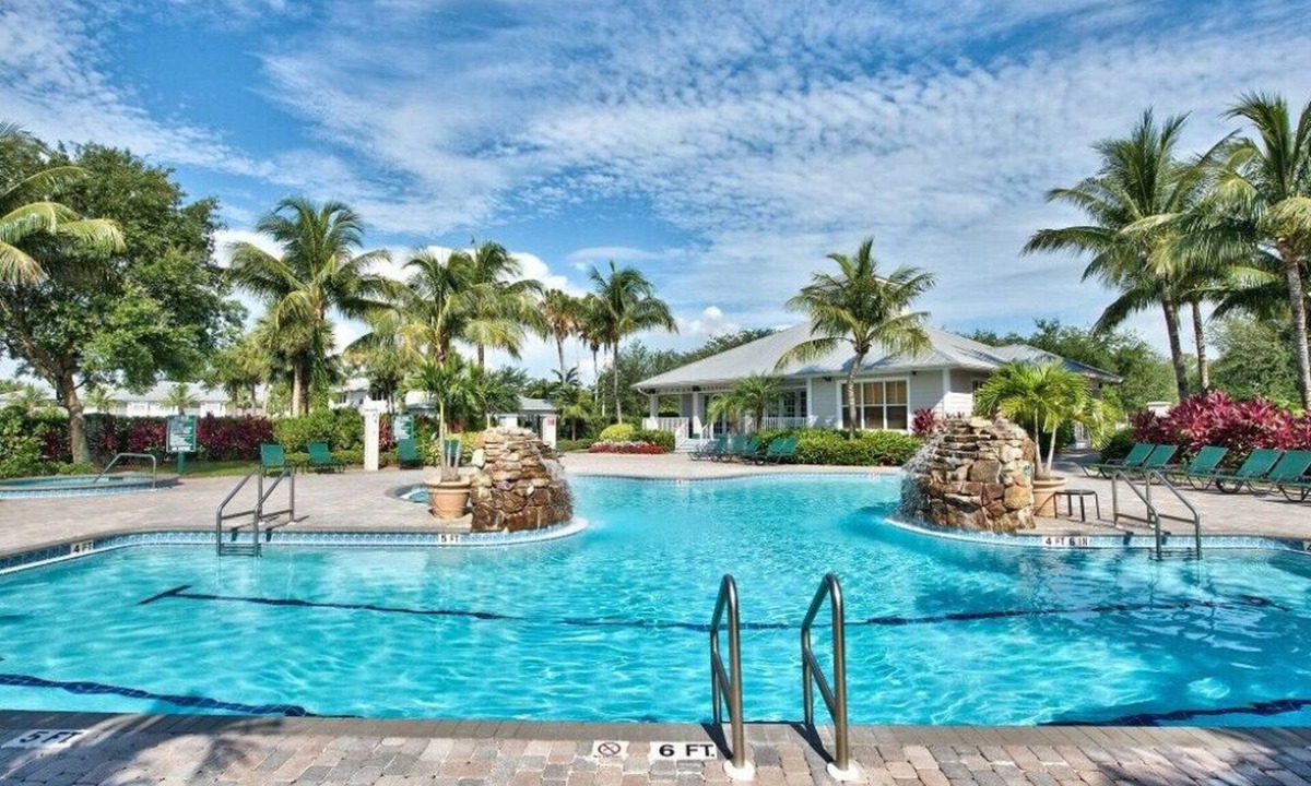 Naples Villa | Lely Resort Golf Views - Updated 3-Bedroom 2-Bath Quiet 2nd Floor End Unit