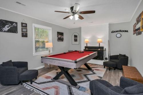 Lexington House | Lexington Leisure House- 4BR