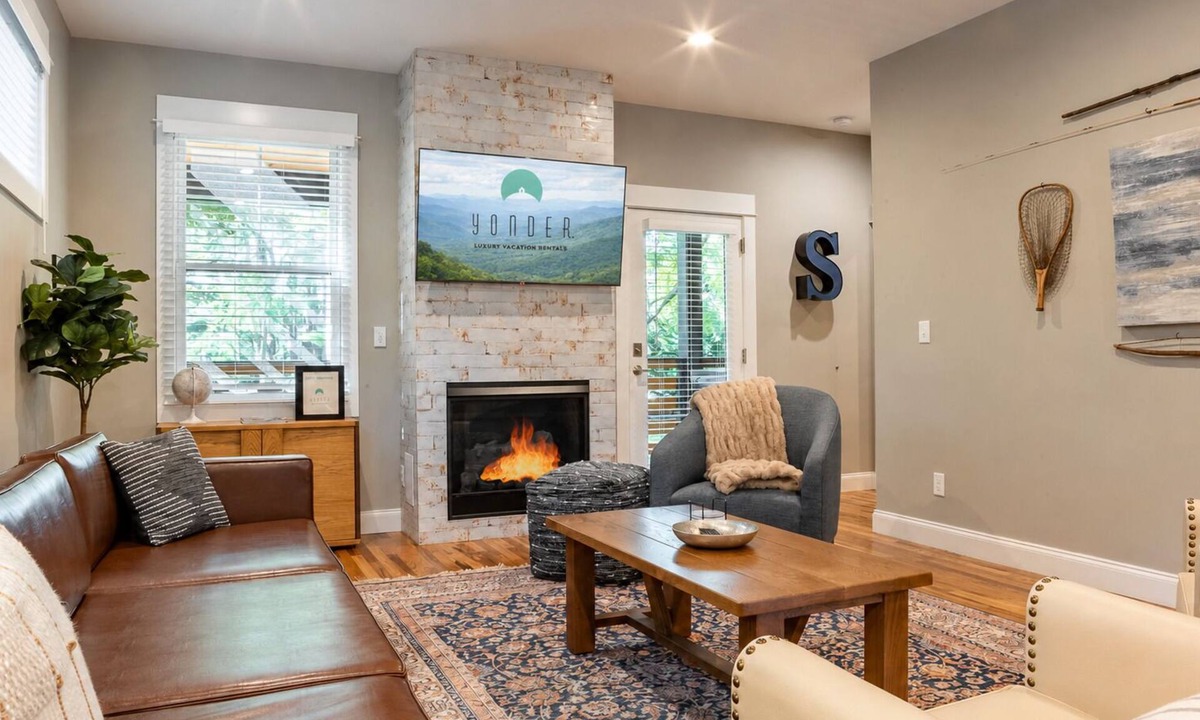 Woodfin Villa | Little Sparrow | Newly-Built, Pet-Friendly Villa in Asheville with Hot Tub