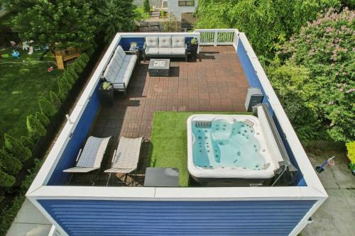 Biddleville Apartment | Loft Haven - Rooftop Terrace