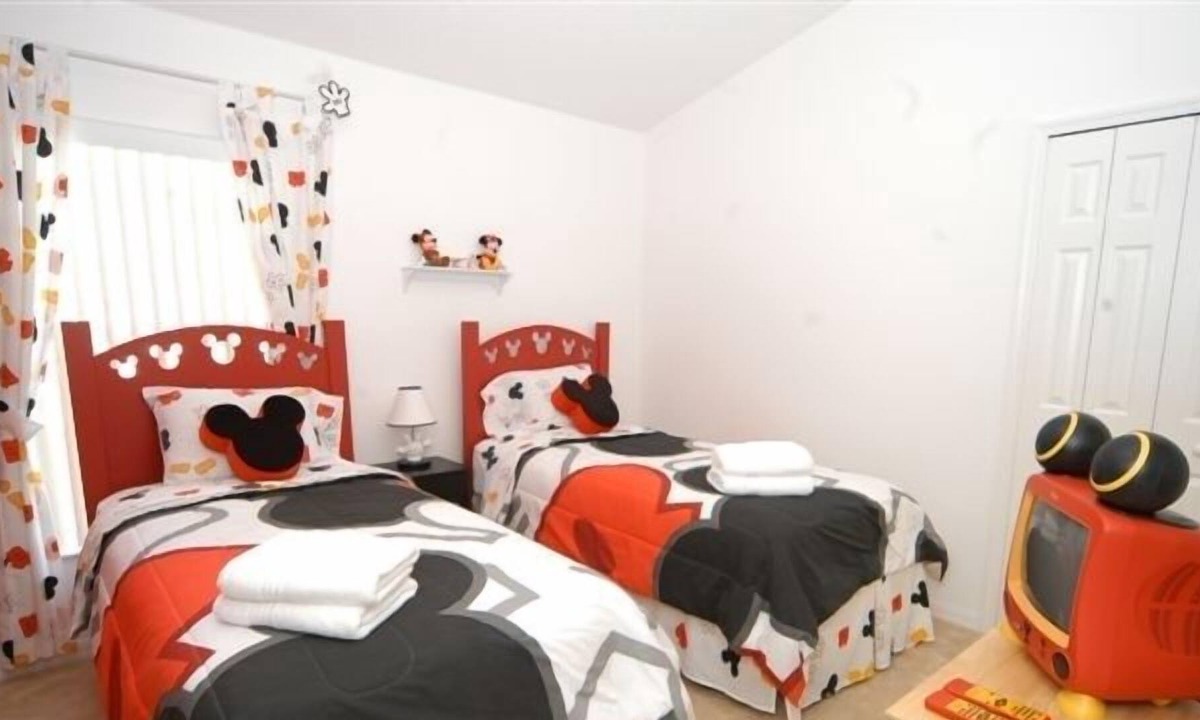 Cumbrian Lakes Villa | Love Mickey ? See how many Mickey heads you can find ! Pool, free wifi,