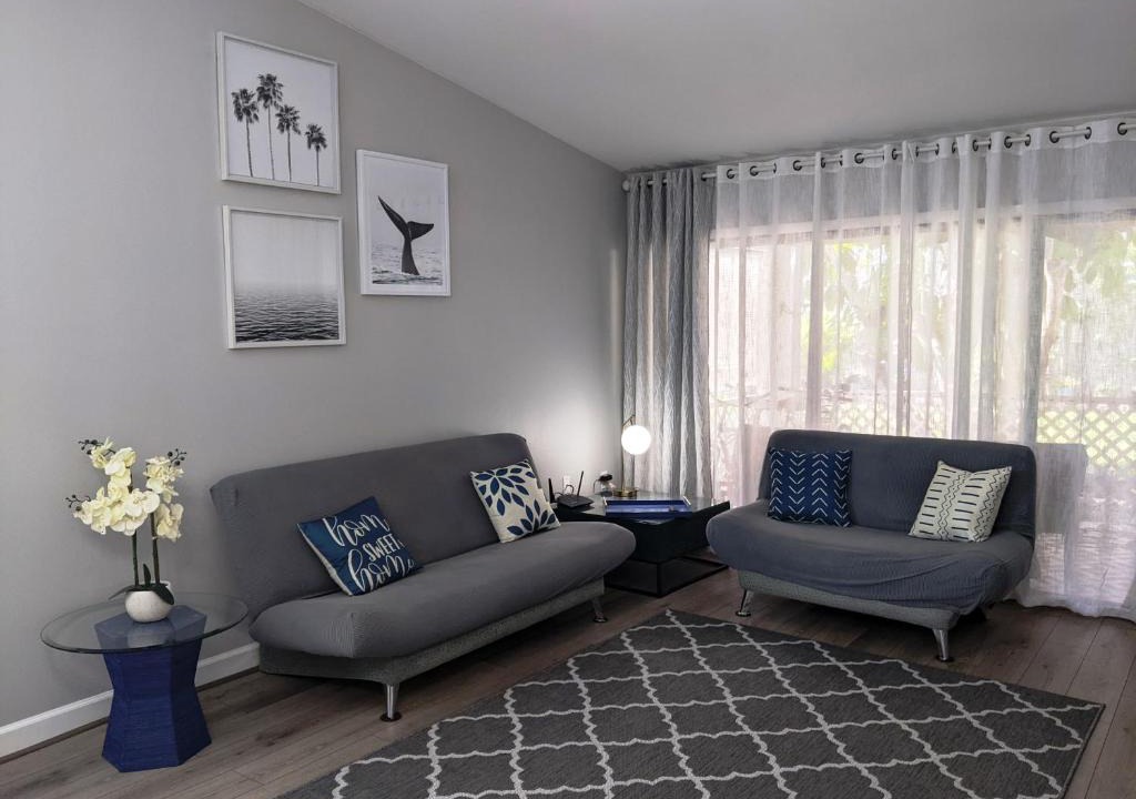 Gulf Gate Estates Apartment | Lovely 2 bedroom condo with a pool!