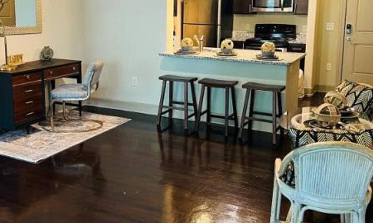 Roswell Apartment | Lovely 2-bedroom located in a great area!