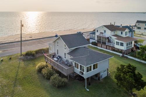 Fortescue House | Lovely Coastal Home By Delaware Bay: Walk to Beach