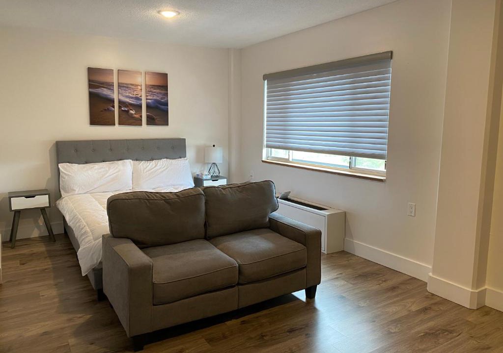 Gadsden Apartment | Lovely Micro Studio Apartment in Downtown Gadsden