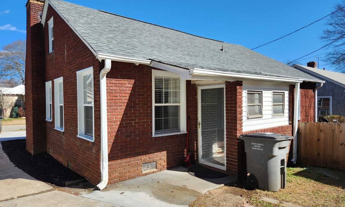 Judson House | Lucky 13 Retreat – Cozy 2BR Getaway Near Downtown Greenville!