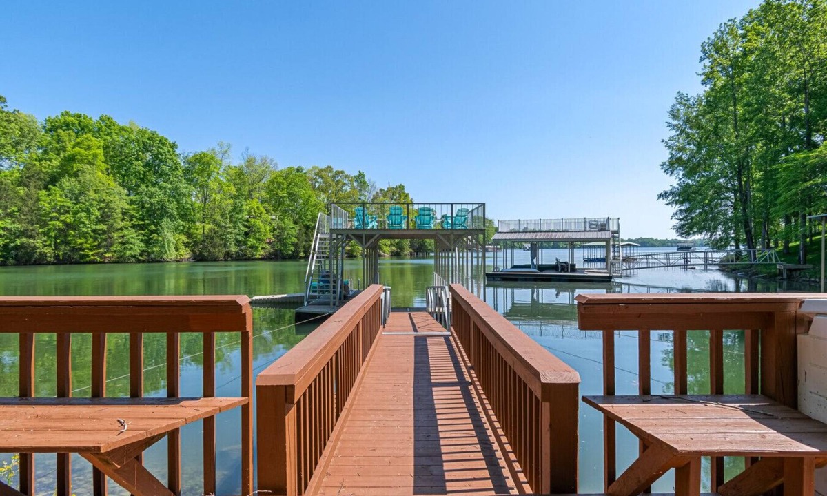 Winchester House | Lucky Dozen Lakehouse-Dock, Slip, Kayaks, SUPs