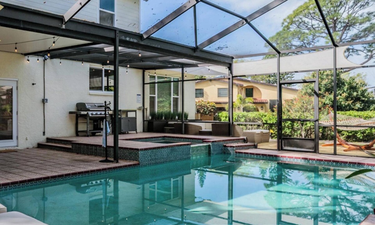 Seminole House | Luxe 4BR Retreat with Pool, Hot Tub & Mini Golf by Rens Retreat