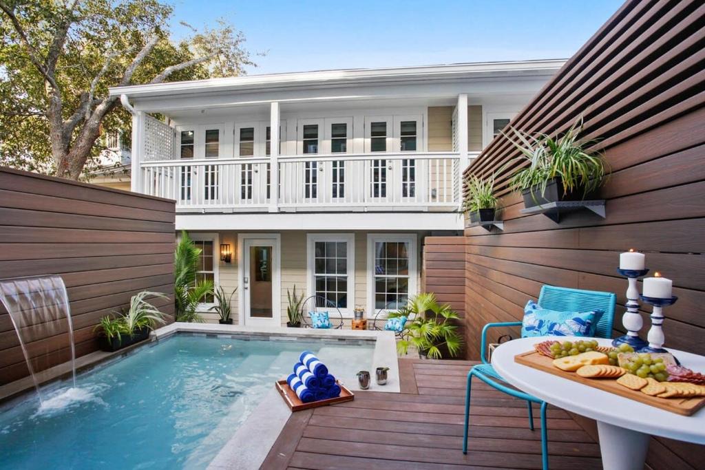 Beach Institute House | Luxe Carriage House Heated Pool Near River St