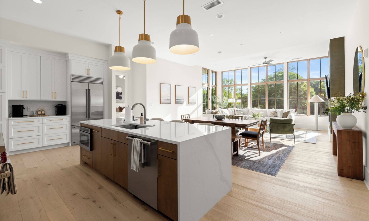 Woodstock Apartment | Luxe New 3BR Adair Park Downtown Woodstock