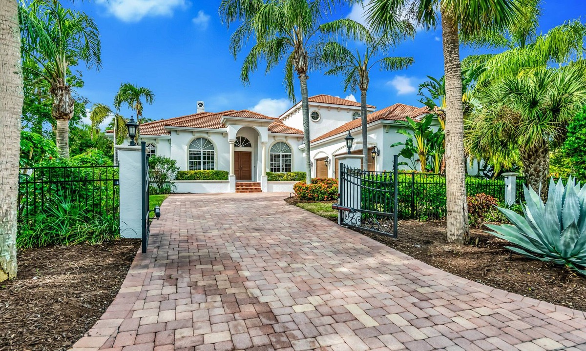 Bay Isle House | Luxurious Paradise with Tiki Bar and Heated Pool, Just Remodeled!