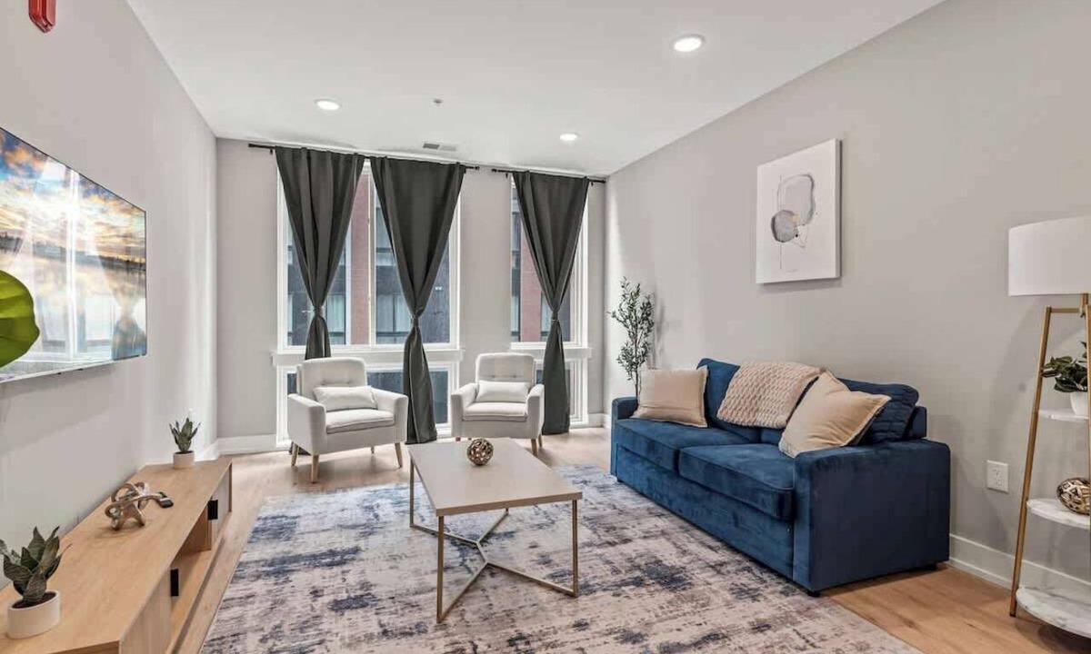 Northern Liberties Apartment | Luxury 1BD | 3 Beds | Northern Liberties