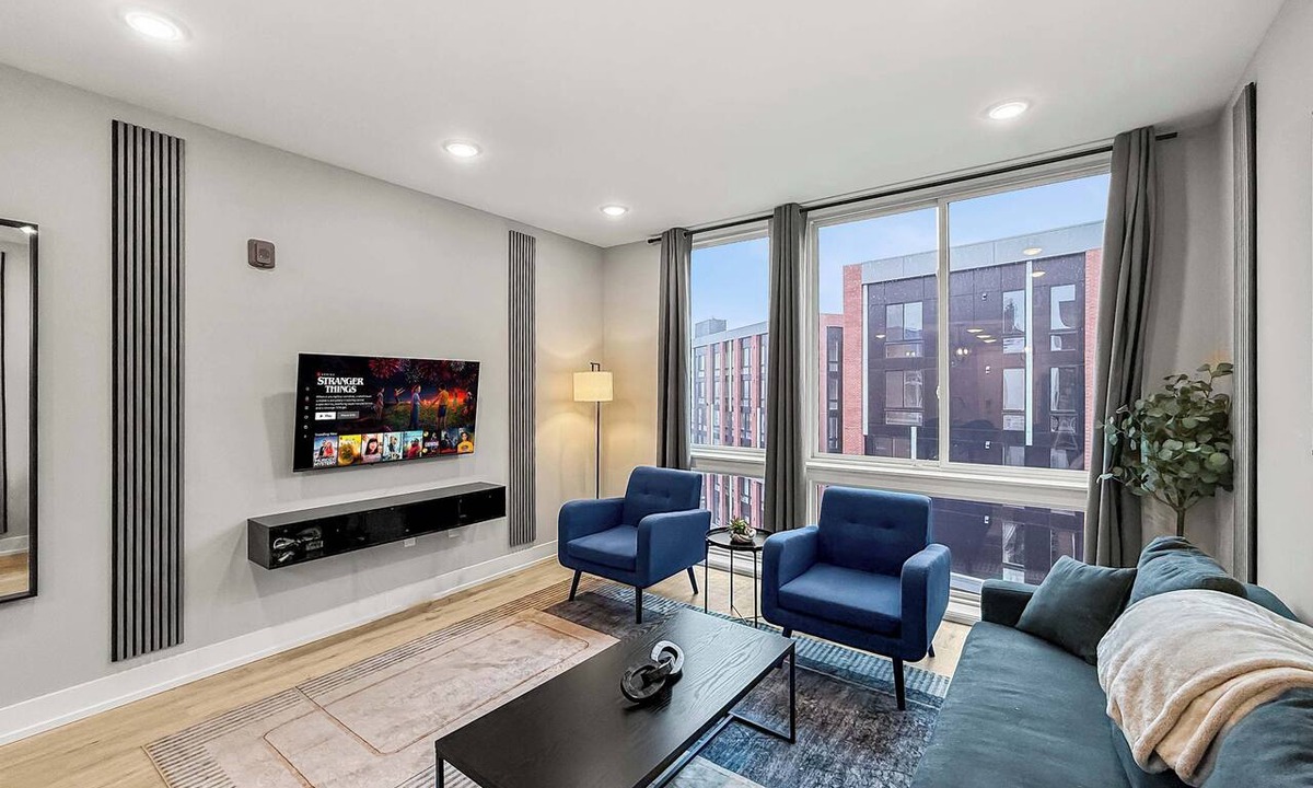Northern Liberties Apartment | Luxury 2BD | 4 Beds | Northern Liberties