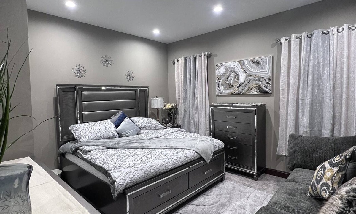 South Philadelphia Apartment | Luxury 4 Bedroom Apartment in Philadelphia