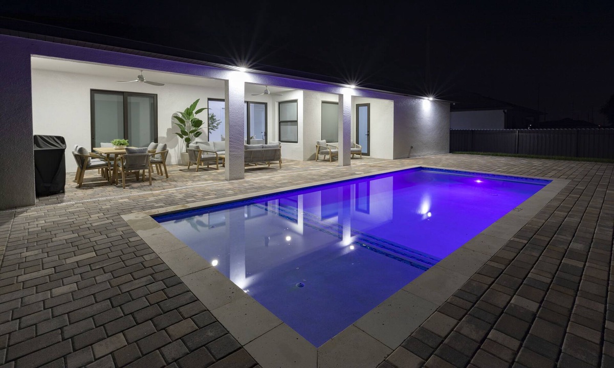 Mariner House | Luxury 4BR Home with Private Heated Pool, Modern Design & Pet-Friendly