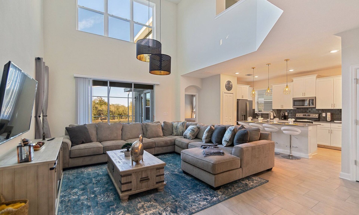 Four Corners Villa | Luxury 5 Bedroom Home 170