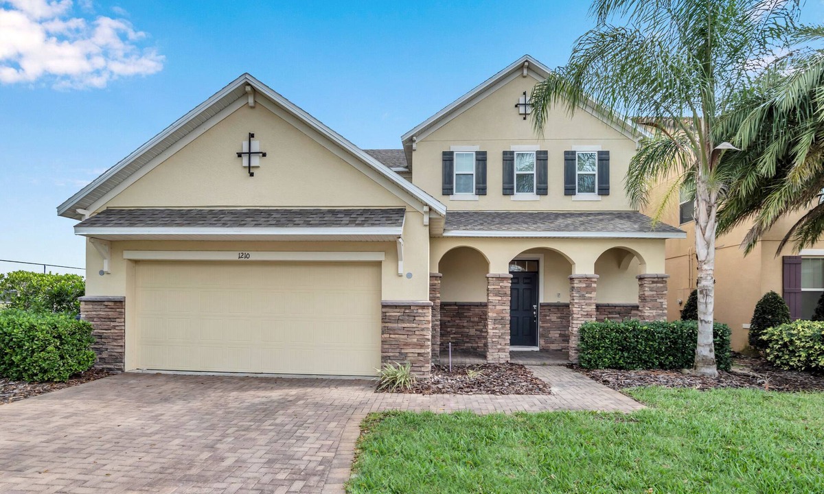 West Haven Villa | Luxury 6 bedroom 5 bathroom with Spa and Games Room Brand New Modern Furnishings