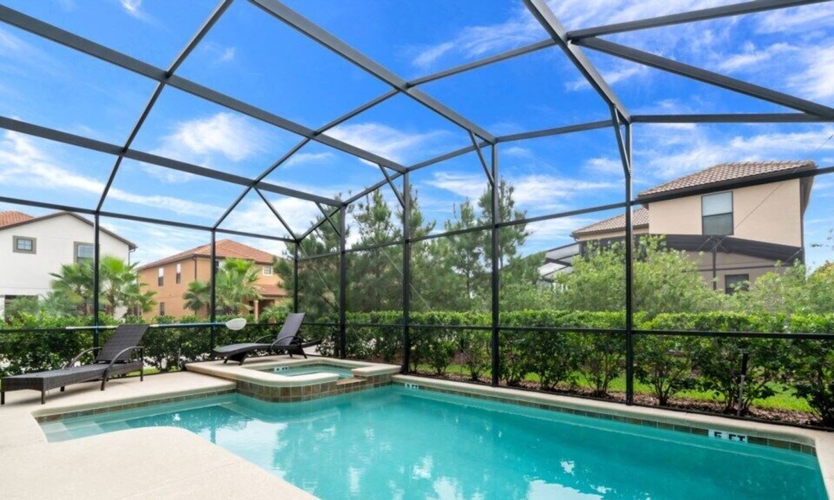 Sunridge Woods Villa | Luxury 6 Bedroom Gated Resort Villa Close to Disney 5481SC