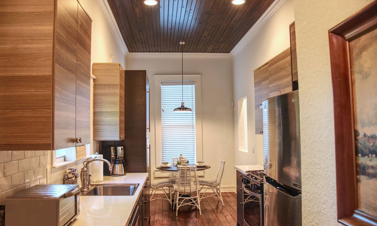 Historic District House | Luxury Antique Gem in Historic Downtown Ocala/WEC/HITS