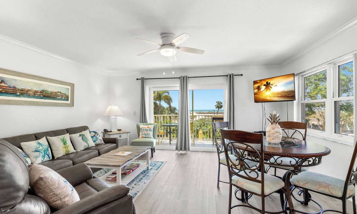 Treasure Island Condo | Luxury Beachfront Condo Spectacular Sunsets SB208