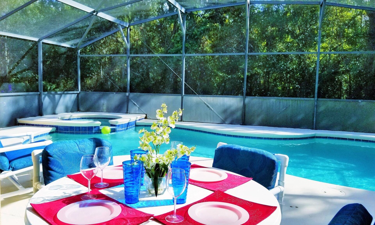 Sandy Ridge Villa | Luxury Executive Villa with Private Pool, Spa & Games Room 10 miles from Disney