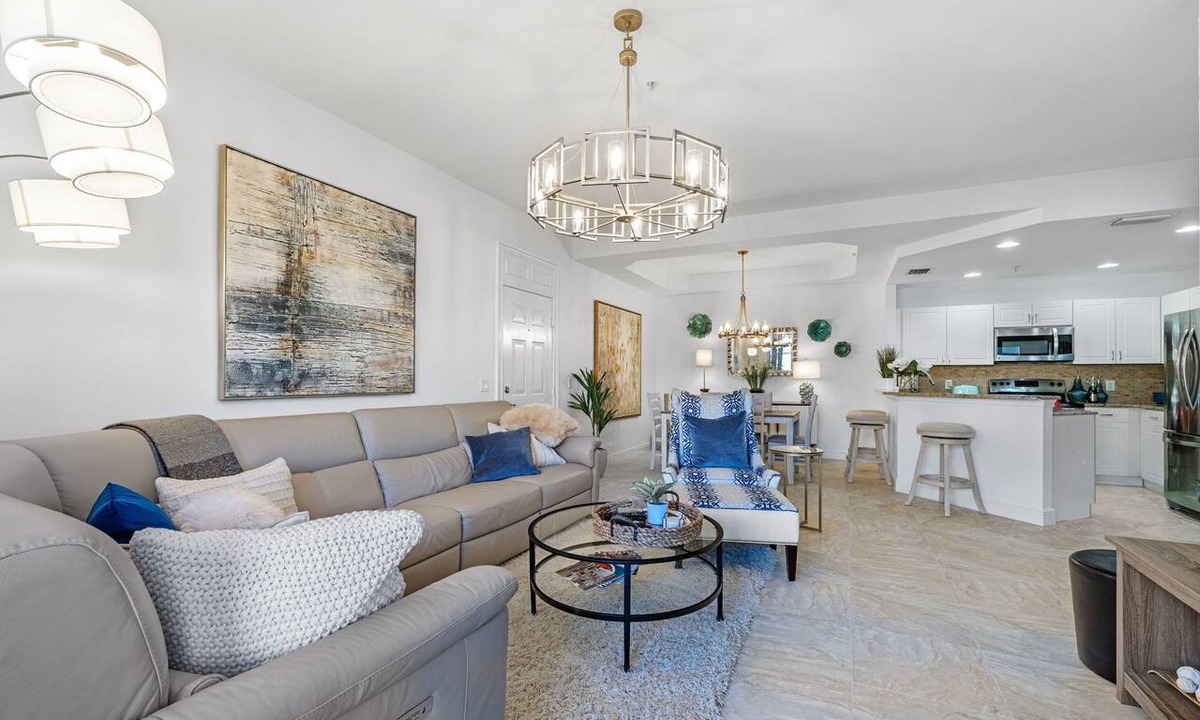 Pelican Condo | Luxury Ground Floor Condo - Pool - Fitness Center