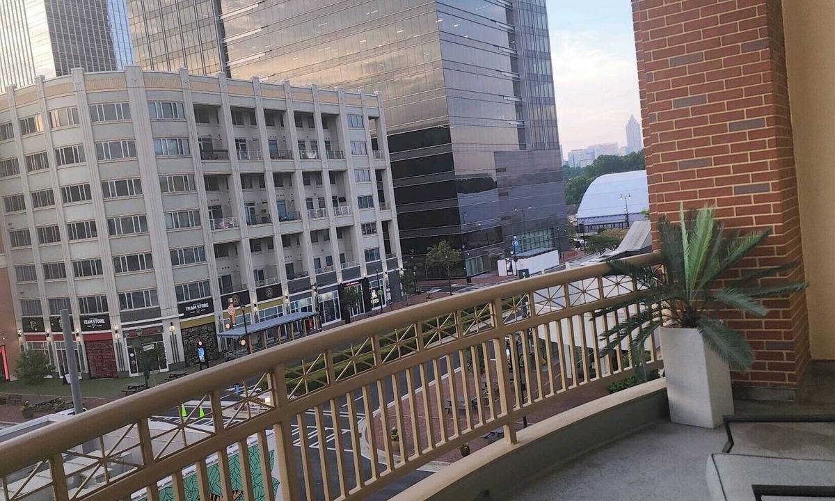 Loring Heights Condo | Luxury Lofts at Atlantic Station