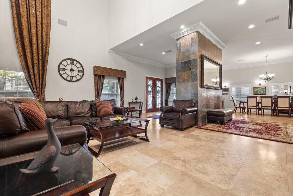 Palma Ceia Villa | Luxury Mason Villa Tampa Bay
