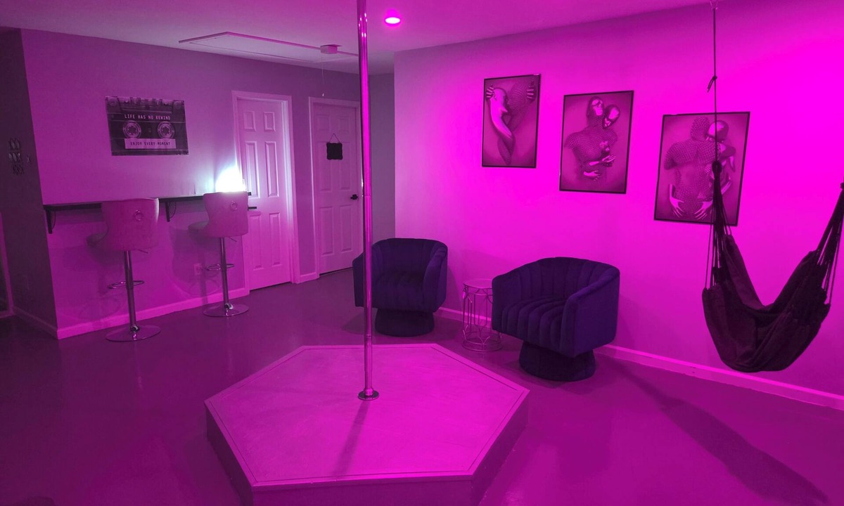Lithonia House | Luxury Rental in the Atlanta area! Create memorable stays and events today!