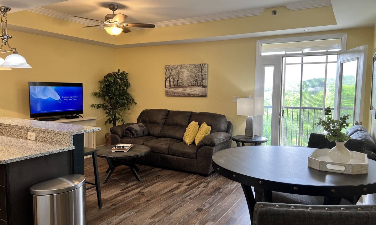 Sevierville Condo | Luxury Riverfront spacious Condo in Perfect Location near Tanger Outlets