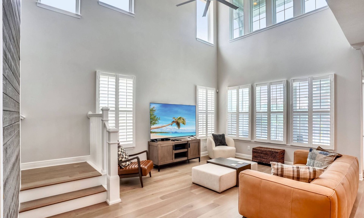 Redington Beach House | Luxury Townhome - Across from Beach - Limited time Deals