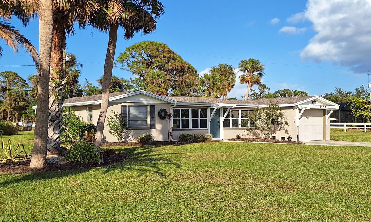 Englewood House | Manasota Key Retreat with free use of bikes and paddle board