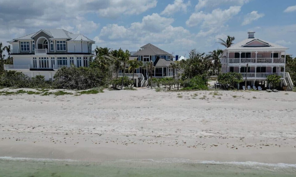 North Captiva House | Manatee Manor: Exclusive Beachfront Retreat with Gulf Views