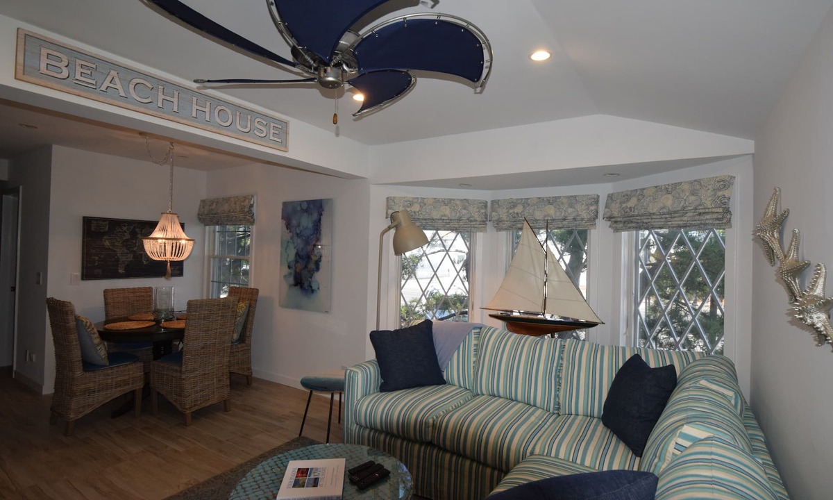 Ortley Beach Condo | Manhattan on the Beach! Beach block just a short walk up the block
