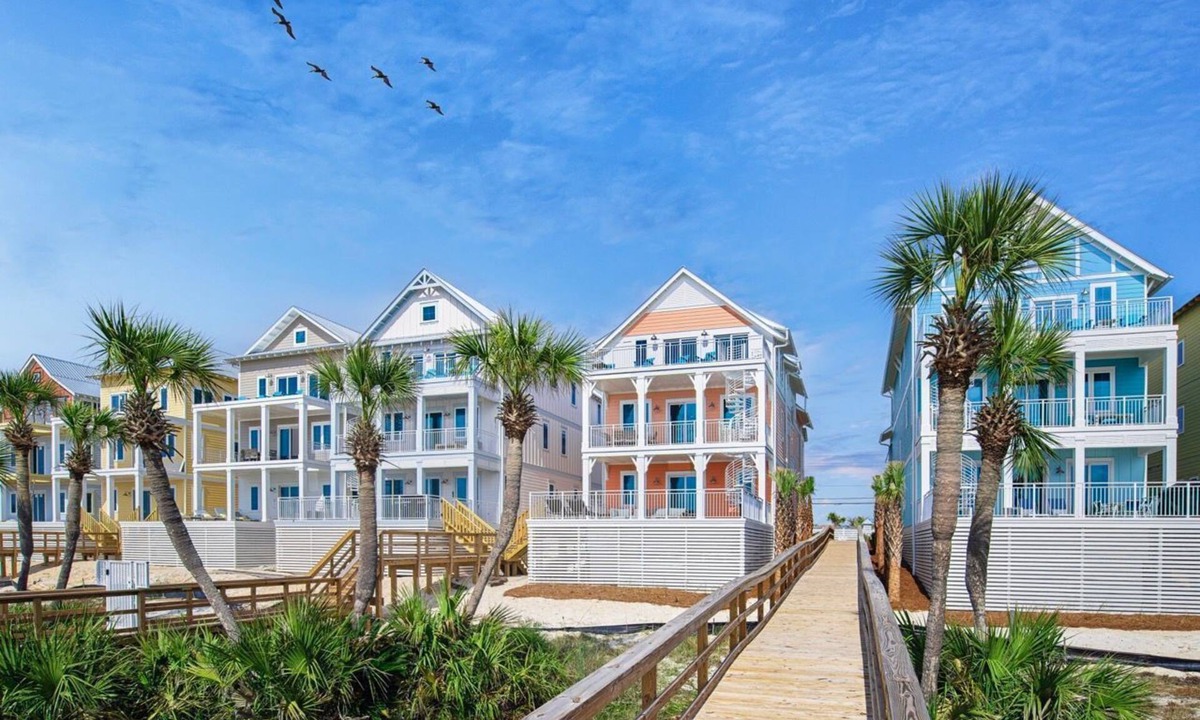 Panama City Beach House | Margaritaville Resort | 6BR Beach Oasis | Pool