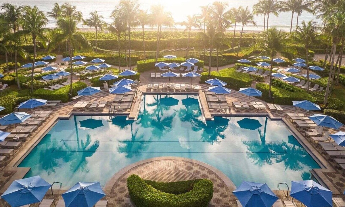 Palm Beach Shores Resort | Marriott's Ocean Pointe 2 Bedroom Ocean Side