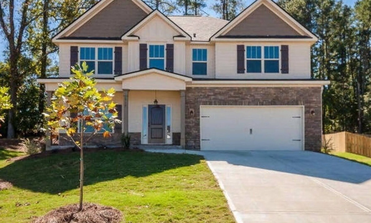 Martinez House | Masters Rental (w/ Peloton Bike)