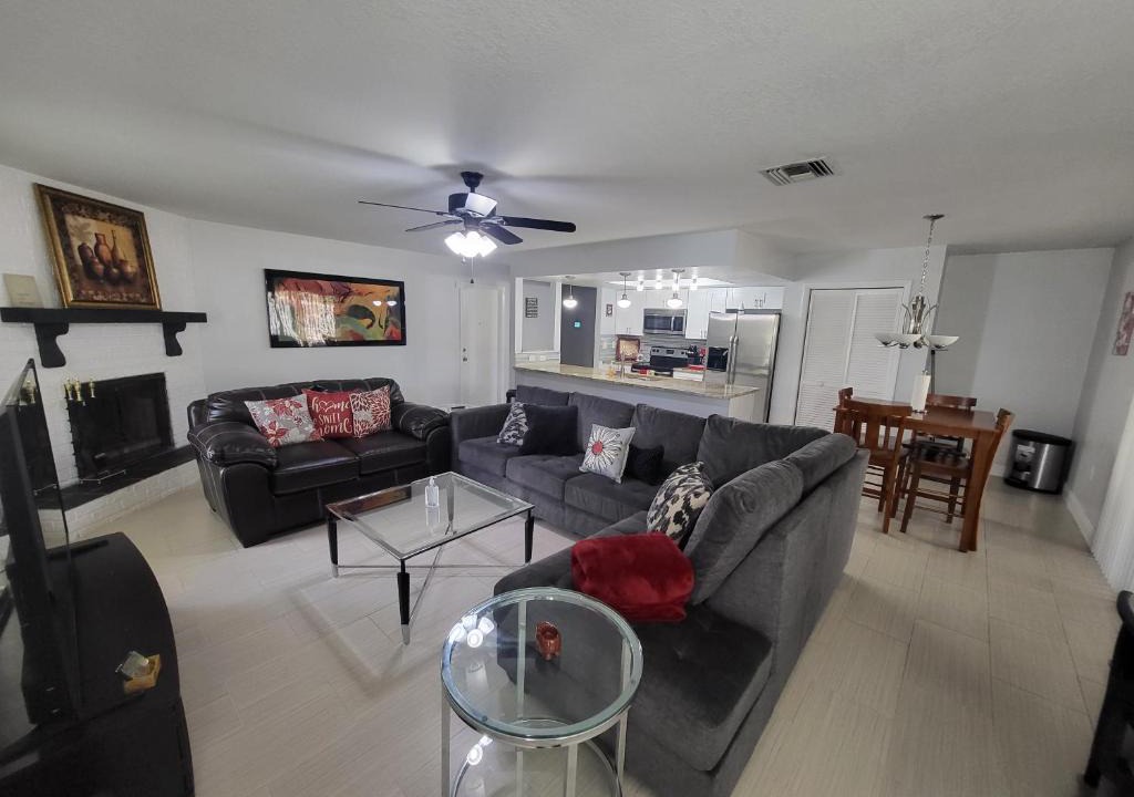 Carrollwood House | Meadow Breeze