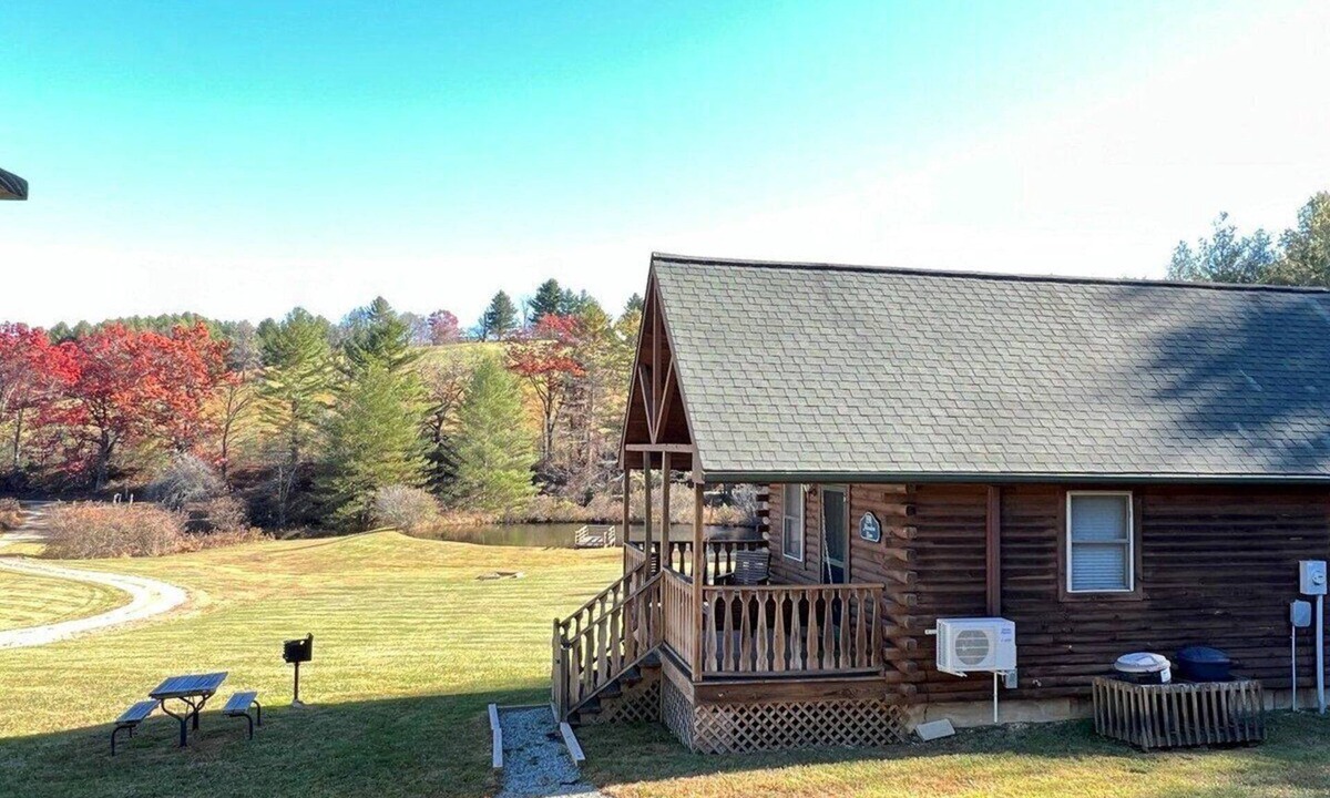 Laurel Springs Cabin | Meadow View- Firepit, Cozy Cabin, WIFI, Pond, Gas Fireplace, off Blue Ridge Parkway