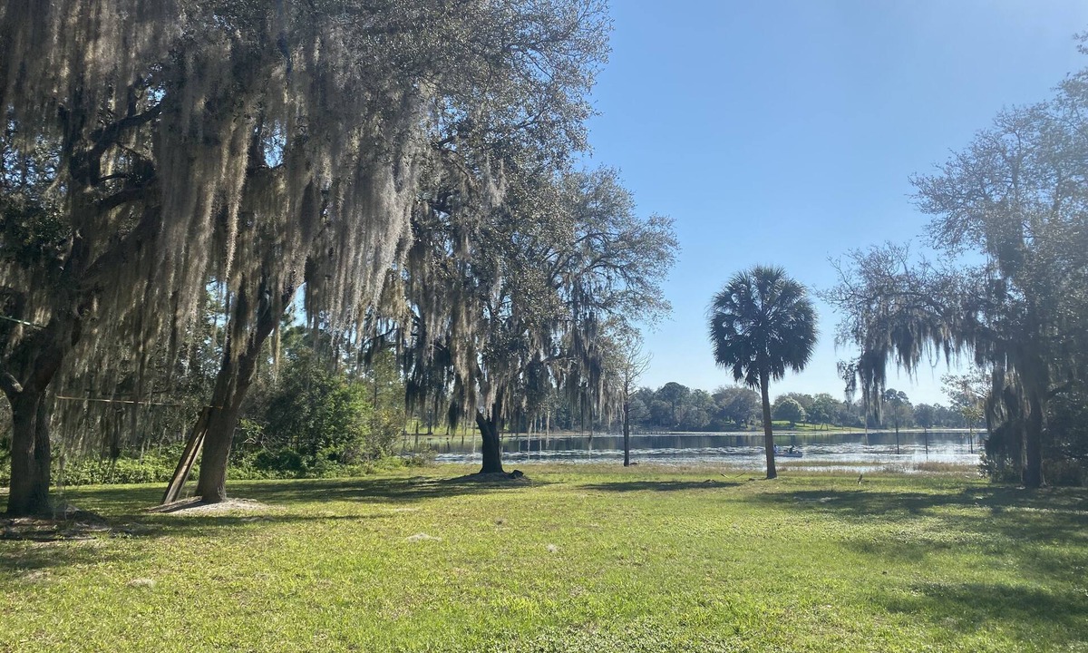 Deltona Lakes House | Mediterranean/Spanish Estate Home on Lake Sidney