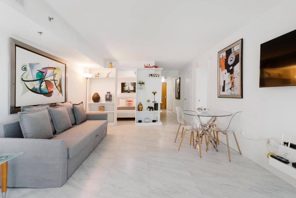 Brickell Apartment | Miami Downtown Brickell Popular 4 BedRooms Bayview