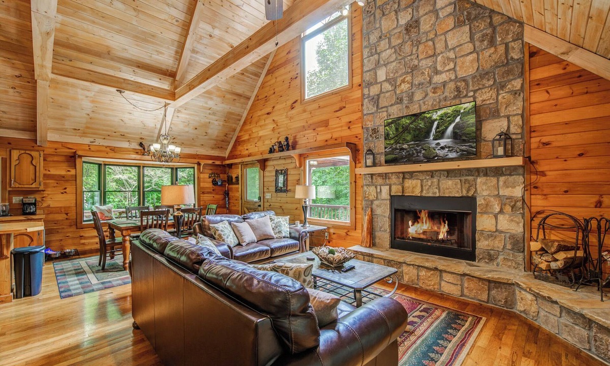 Foxfire Estates Cabin | Minutes from downtown Blue Ridge Hot Tub & Game Room!