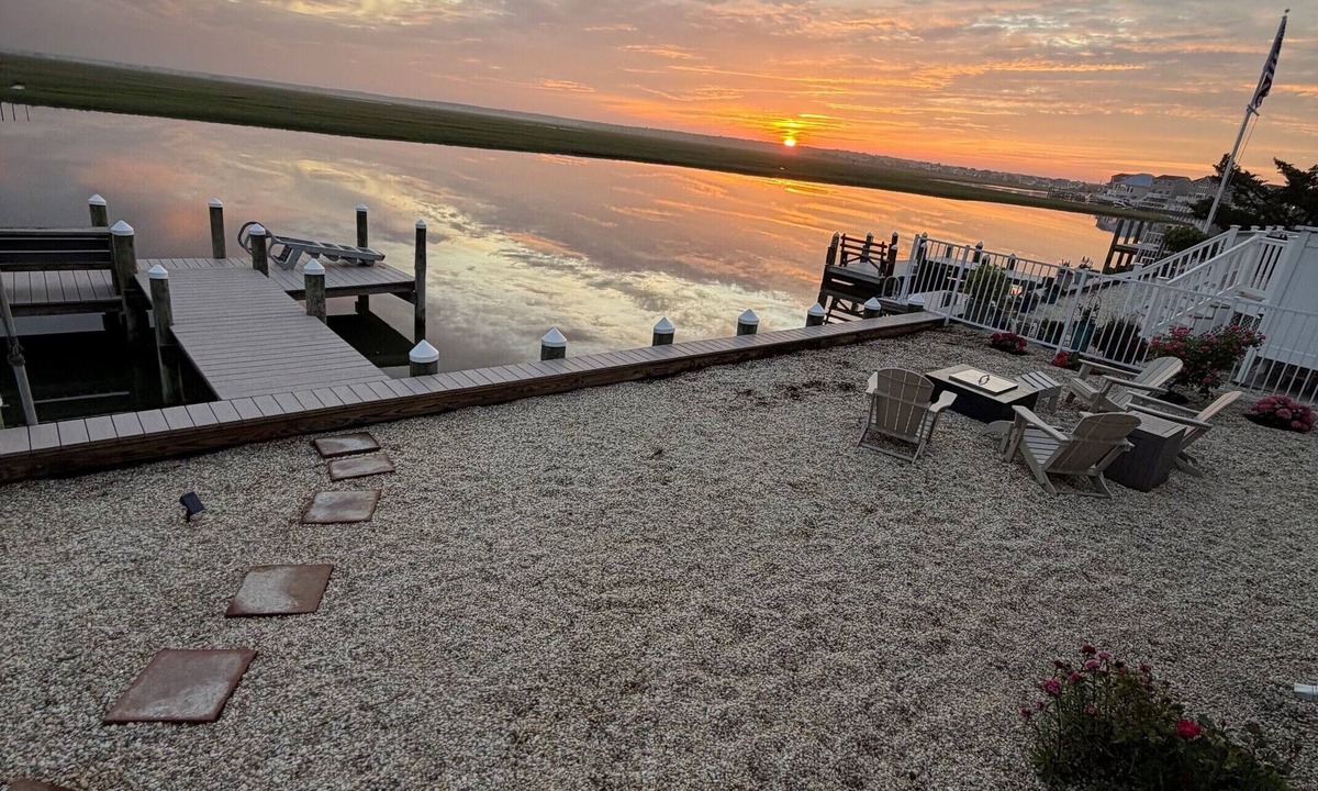 Beach Haven West House | MissBHaven: Beach Haven West Rental! Sunset Views-5 BR [sleeps 12-14]